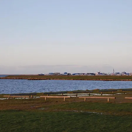 Three-bedroom In 別荘 *