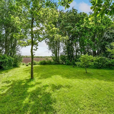 別荘 Three-bedroom In *